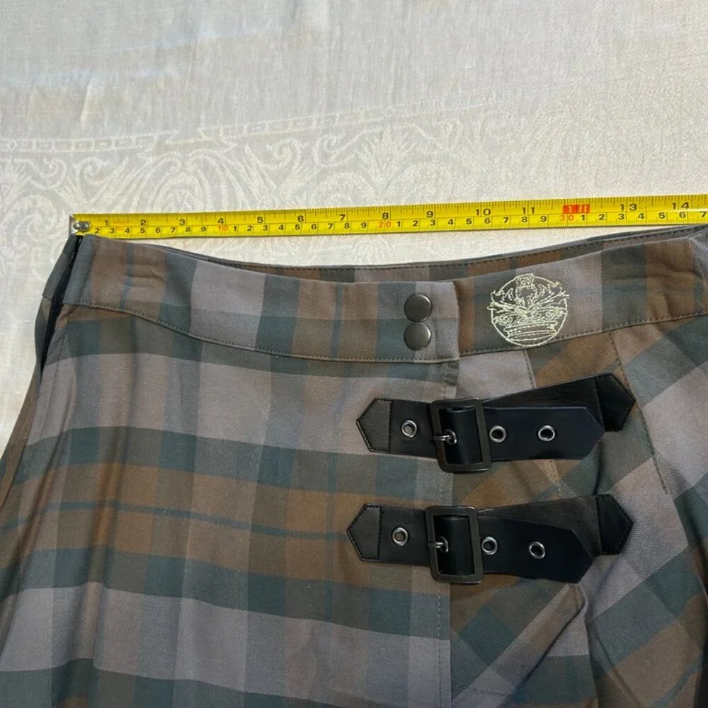Outlander Plaid Buckle Skirt SM New With Tags Exclusive HOT TOPIC COLLECTION - Picture 5 of 11